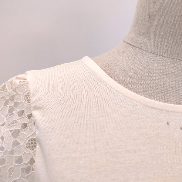 画像12: 【SALE3,900円 LaLa 】袖レースの胸元ラインストーンのカットソー  送料220円代引は通常送料 　 (12)