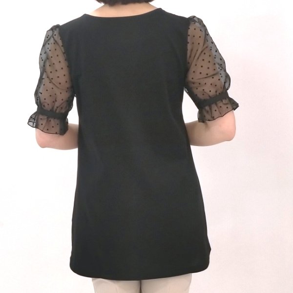 画像3: 【SALE4,900円   LaLa】ドッド袖の切替チュニック  送料220円代引は通常送料 　 (3)