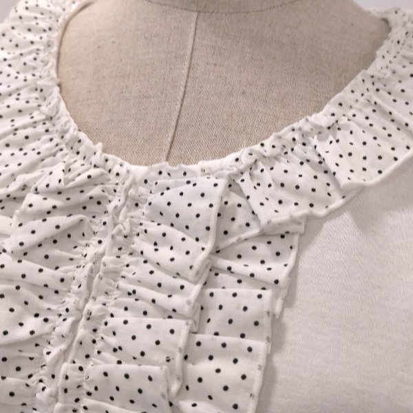 画像3: 【  LaLa ラストセール】胸元フリル・ドットデザインＴシャツ  送料220円代引は通常送料 (3)