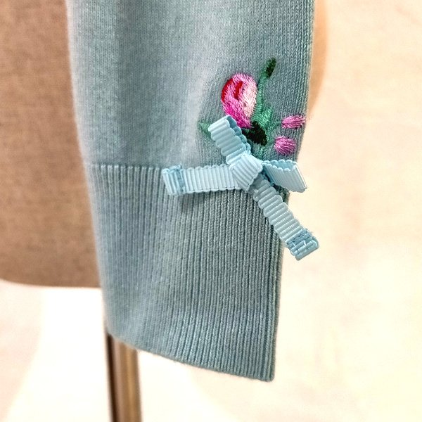 画像13: 【18,000円 →超特価 4900円＜在庫限り＞クーポン/POINT不可】フラワー刺しゅう入りニットカーディガン (13)
