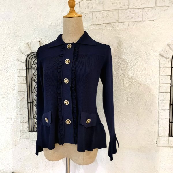 画像14: 【SuperBeauty 本日の日替わり逸品】23,000円 → 7,900円襟付き前立てフリルデザインニットカーディガン (14)