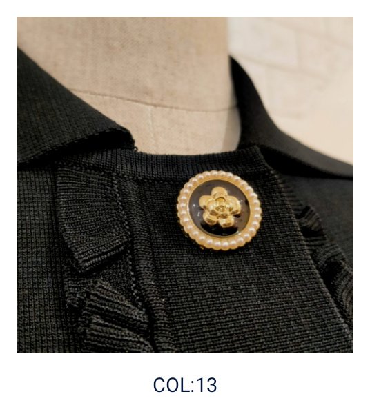 画像11: 【26,000円 →超特価 7900円＜在庫限り＞クーポン/POINT不可】襟付き前立てフリルデザインニットロングカーディガン (11)