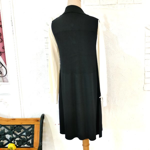 画像8: 【23,000円 →超特価 4,900円＜在庫限り＞クーポン/POINT不可】襟付き前立てフリルデザインニットロングジレ (8)