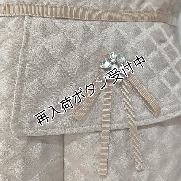 画像10: 【20,000円 →超特価 7900円＜在庫限り＞クーポン/POINT不可】スクエアネックキルティング風ジャンパースカート (10)