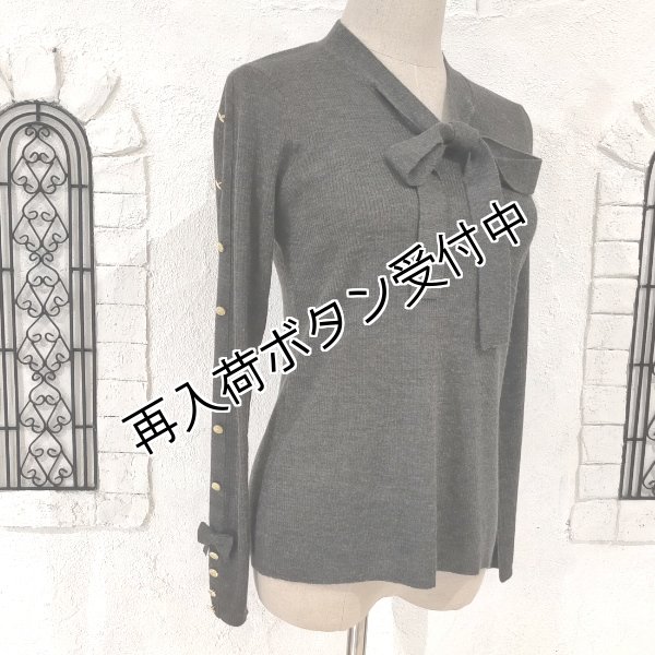 画像20: 【15,000円 →超特価 3900円＜在庫限り＞クーポン/POINT不可】袖リボン×金ボタンボウタイデザインセーター (20)