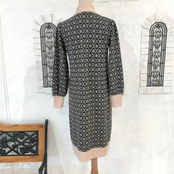 画像8: 【24,000円 →超特価 7,900円＜在庫限り＞クーポン/POINT不可】ジャガード編みハイネックニットロングジャケット (8)