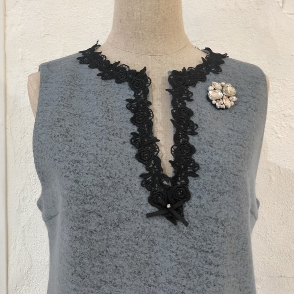 画像7: 【29,000円 →超特価 9900円＜在庫限り＞クーポン/POINT不可】ワンピース　圧縮ウール素材レース配色使いジャンパースカート (7)