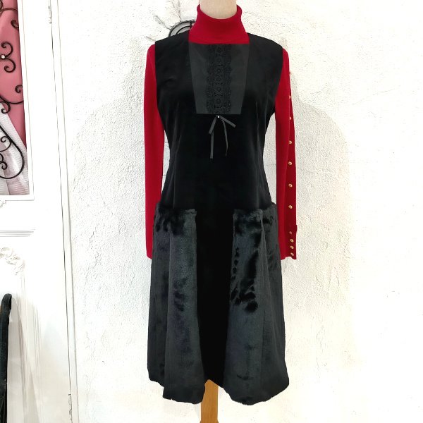 画像2: 【26,000円 →超特価 9900円＜在庫限り＞クーポン/POINT不可】ベロア×エコファー使いのノースリーブワンピース (2)