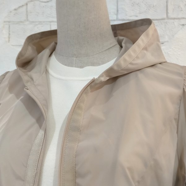 画像21: 【SuperBeauty  】★リボン×ギャザーデザインフード付きロングコート (21)