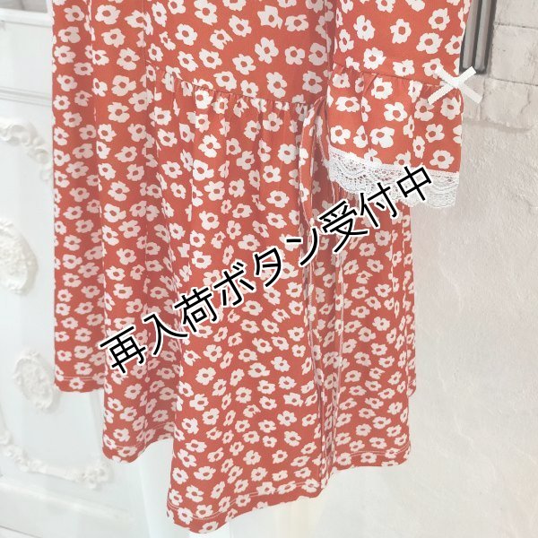 画像4: 【超特価 3,900円＜在庫限り＞クーポン/POINT不可】花柄プリントチュニックカットソー《送料220円代引は通常送料》 (4)