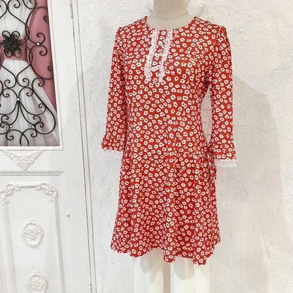 画像3: 【超特価 3,900円＜在庫限り＞クーポン/POINT不可】花柄プリントチュニックカットソー《送料220円代引は通常送料》 (3)