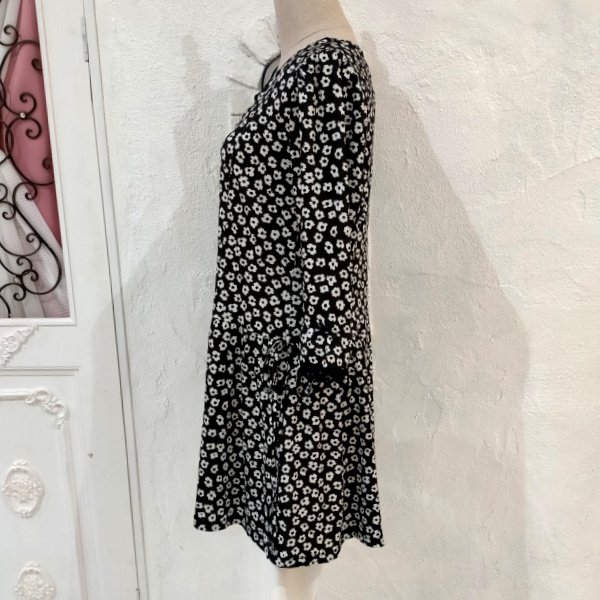 画像8: 【超特価 3,900円＜在庫限り＞クーポン/POINT不可】花柄プリントチュニックカットソー《送料220円代引は通常送料》 (8)