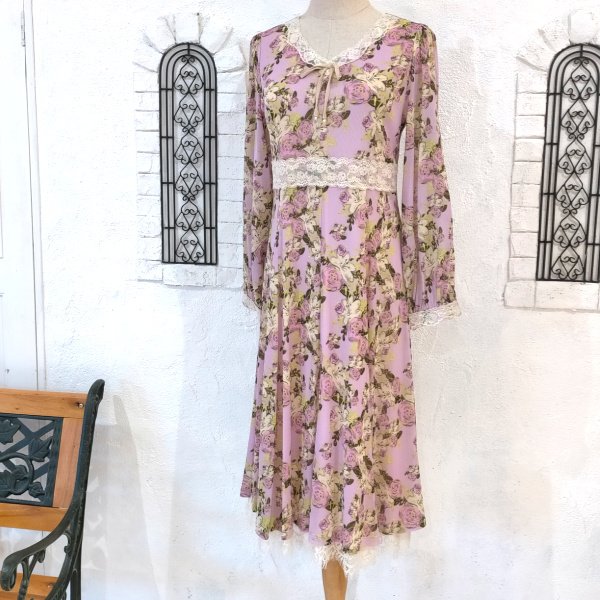 画像2: 【SuperBeauty  】★花柄レース切替ワンピース (2)