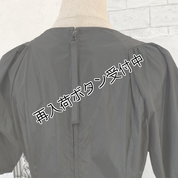 画像7: 【今週の追加 《半額以下+クーポン＋POINT！》SuperBeauty 】タフタ素材ロングワンピース (7)