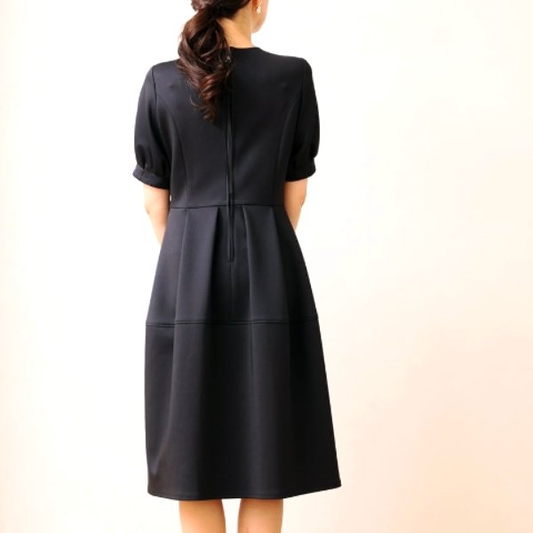 画像3: 【50%OFF＋ポイント利用可 Pont Neuf 2024】手洗い可 パフ袖カンパネラフィット＆フレアワンピース＜送料無料＞ (3)