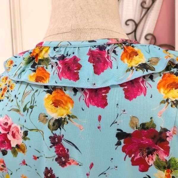 画像8: 【16,000円 →超特価 5900円＜在庫限り＞クーポン/POINT不可】★バラ柄プリント襟フリルワンピース (8)