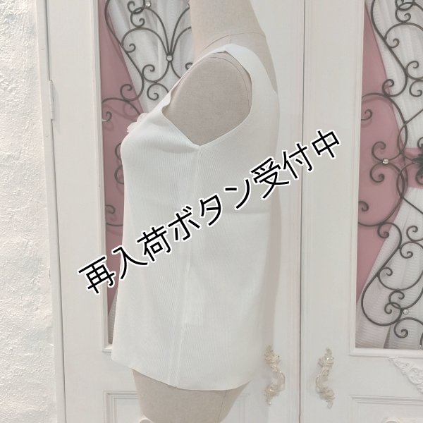 画像4: 【SuperBeauty  】胸元花モチーフ付ノースリーブニット (4)