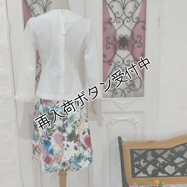 画像6: 【18,000円 →超特価 4,900円＜在庫限り＞クーポン/POINT不可】ウェスト切替花柄ワンピース (6)