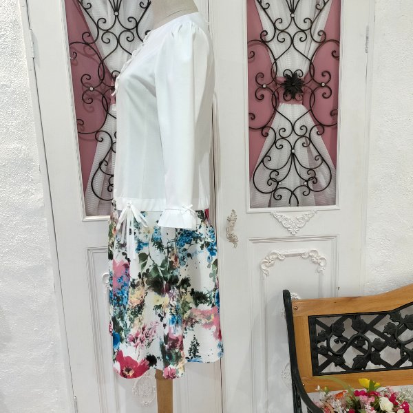 画像4: 【18,000円 →超特価 4900円＜在庫限り＞クーポン/POINT不可】ウェスト切替花柄ワンピース (4)