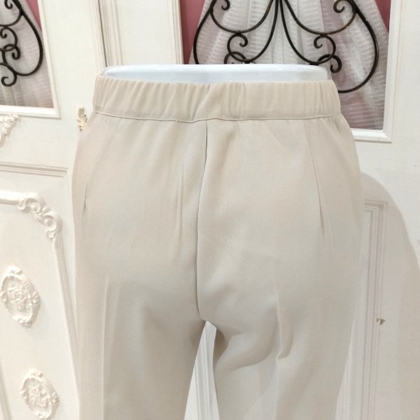 画像11: 【●半額以下SALE● LaLa 】裾サイドレース＆リボン＆パール使いセンタープレスパンツ  送料220円代引は通常送料 (11)