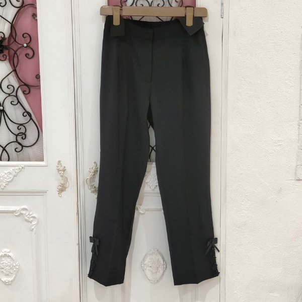 画像19: 【●半額以下SALE● LaLa 】裾サイドレース＆リボン＆パール使いセンタープレスパンツ  送料220円代引は通常送料 (19)