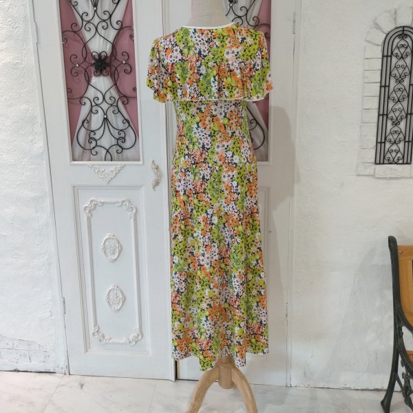 画像8: 【SuperBeauty  】ショルダー小花プリントロングワンピース (8)