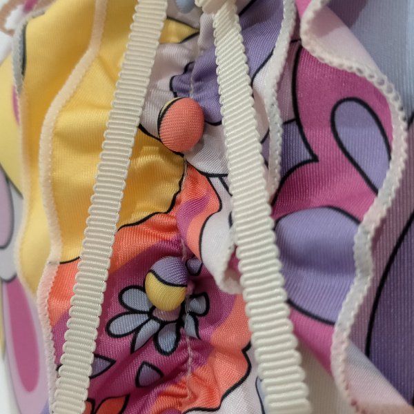 画像4: 【16,000円 →超特価 3,900円＜在庫限り＞クーポン/POINT不可】胸元フリル×リボンデザイン多色プリントロングワンピース (4)