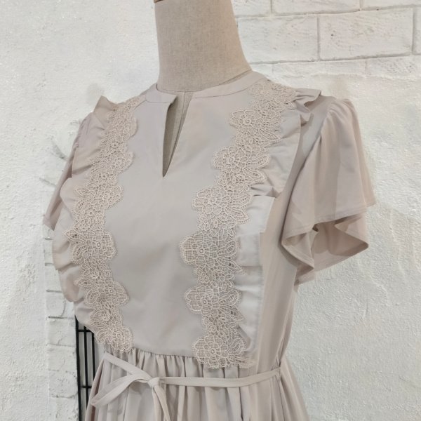 画像11: 【SuperBeauty  】レース×異素材使いロングワンピース (11)