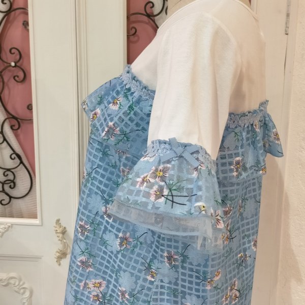 画像4: 【超特価 2900円<在庫限り>クーポン/POINT不可】格子柄花プリントレース切替チュニックカットソー《送料220円代引は通常送料》 (4)