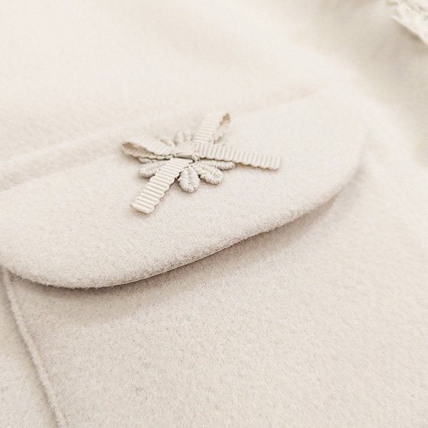 画像11: 【SuperBeauty  】レース使いコサージュ付ショートジャケット (11)