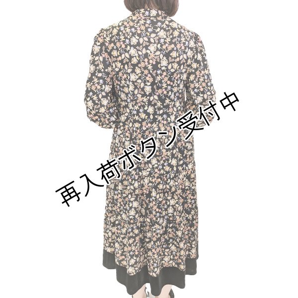 画像6: 【 18,000円 →超特価 5,900円＜在庫限り＞クーポン/POINT不可】ネックリボンとフリル飾り小花柄プリントワンピース24 (6)