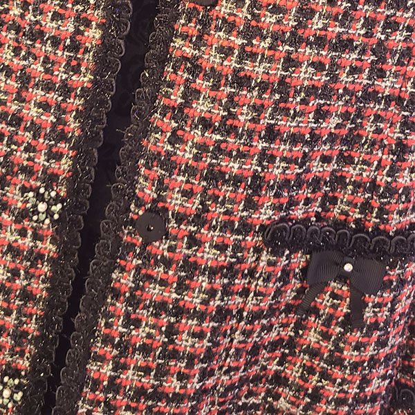 画像9: 【SuperBeauty  】コサージュ付ノーカラーツイードセミロングジャケット (9)