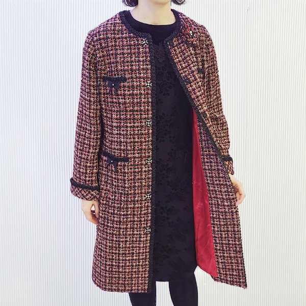 画像7: 【SuperBeauty  】コサージュ付ノーカラーツイードセミロングジャケット (7)
