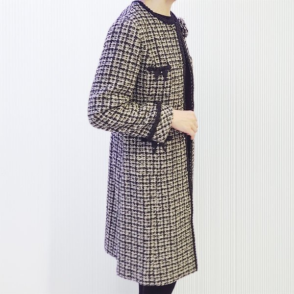 画像5: 【SuperBeauty  】コサージュ付ノーカラーツイードセミロングジャケット (5)