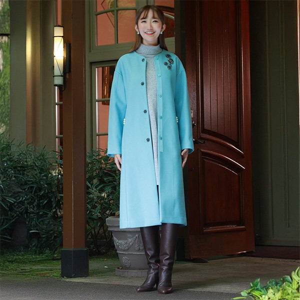 画像2: 【SuperBeauty  】キラキラビジュー使いノーカラーコート (2)