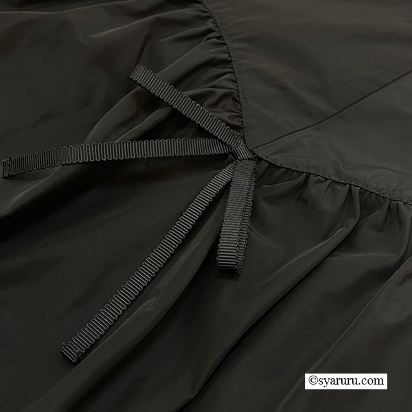 画像11: 【SuperBeauty 半額以下！】裾異素材切替のタフタ素材スカート (11)