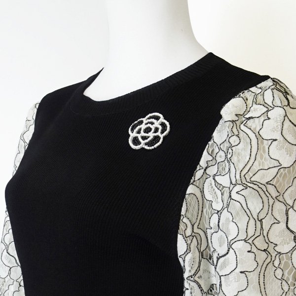 画像2: 【SuperBeauty  】配色刺繍袖切替リブ編みニット (2)