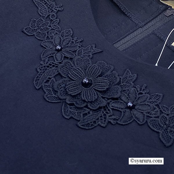 画像8: 【SuperBeauty 半額以下！】レース切替胸元モチーフ使いチュニックＴシャツ (8)