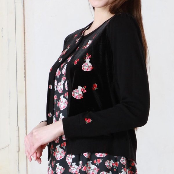 画像2: 【SuperBeauty 2025秋冬 クーポン＆POINT可】香水瓶刺繍ベロア素材×ニットカーディガン (2)