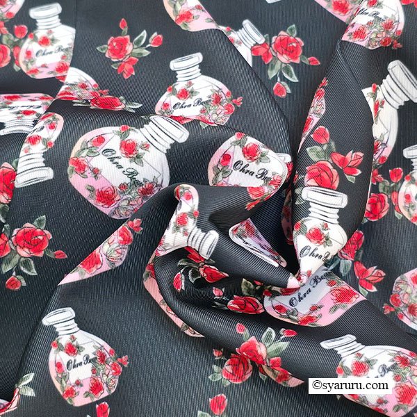 画像8: 【新作 SuperBeauty 2025秋冬 クーポン＆POINT可】香水瓶プリントノースリーブワンピース (8)