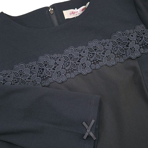 画像8: 【SuperBeauty 2025秋冬 クーポン＆POINT可】胸元フラワーレース切替チュニック《送料220円代引は通常送料》 (8)