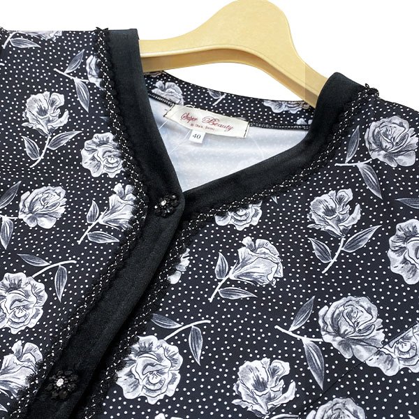 画像4: 【新作 SuperBeauty 2025秋冬 クーポン＆POINT可】ベロア切替水玉×花柄プリント使いロングブラウス (4)