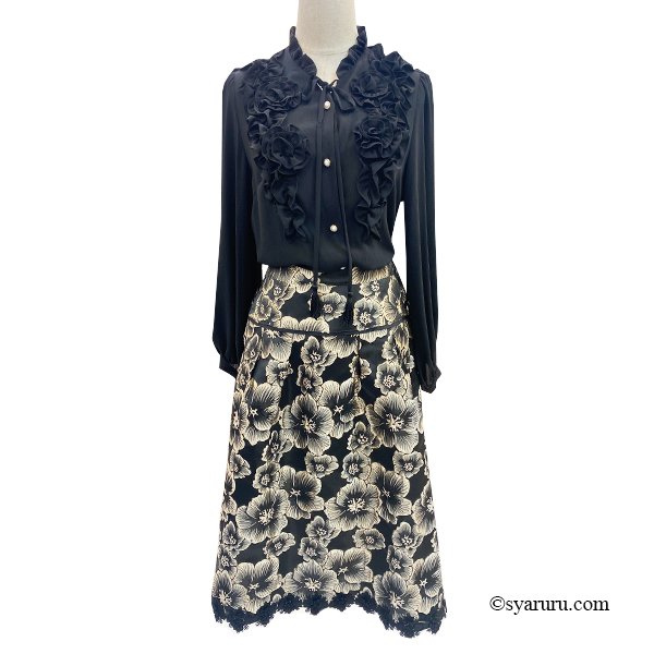 画像2: 【SuperBeauty 2025秋冬 クーポン＆POINT可】大花ジャガード織素材スカート (2)