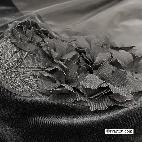 画像8: 【新作 SuperBeauty 2025秋冬 クーポン＆POINT可】裾レース使いベロア×タフタ素材スカート (8)