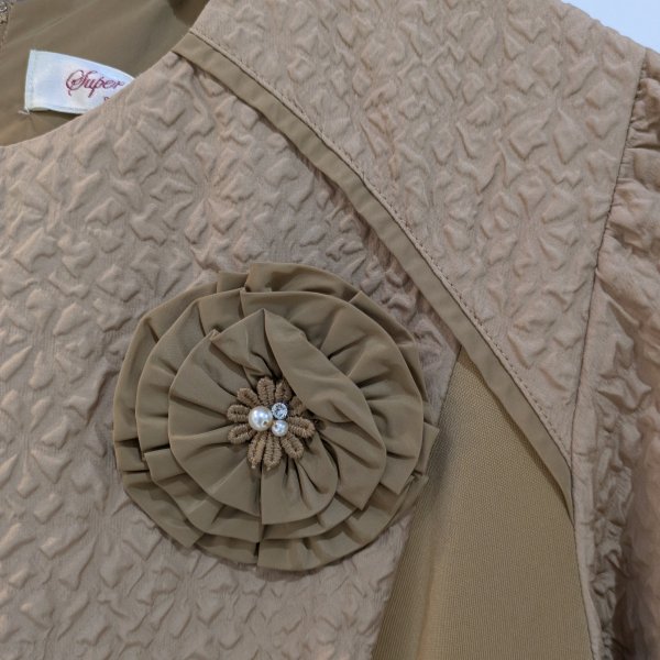 画像4: 【SuperBeauty  】エンボス加工素材と異素材切替の バルーン袖ワンピース (4)