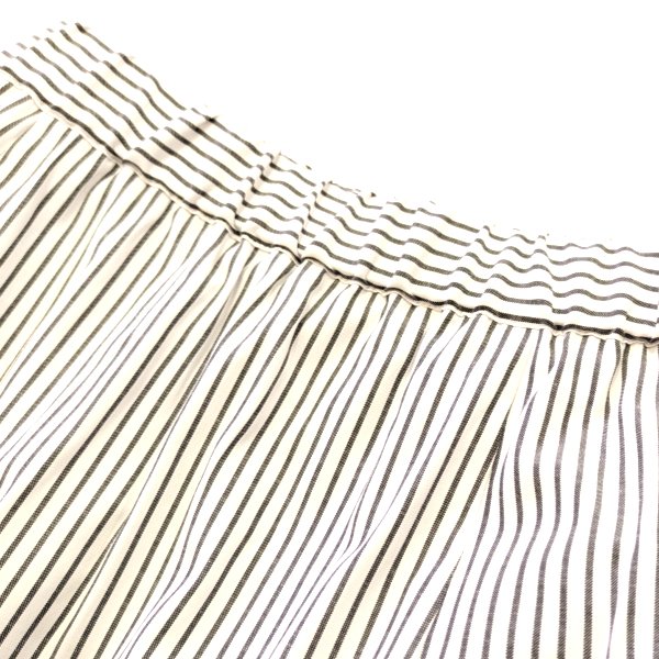 画像5: 【15,000円 →超特価 3,900円＜在庫限り＞クーポン/POINT不可】ストライプ裾異素材切替のタフタ素材スカート (5)