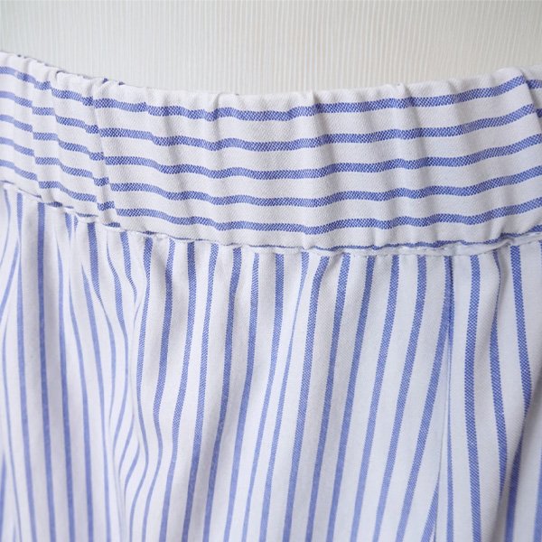 画像6: 【15,000円 →超特価 2,900円＜在庫限り＞クーポン/POINT不可】ストライプ裾異素材切替のタフタ素材スカート (6)