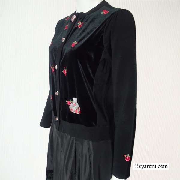 画像2: 【新作 《30%OFF！》SuperBeauty 2025秋冬】花×香水瓶刺しゅうベロア素材×ニットカーディガン (2)