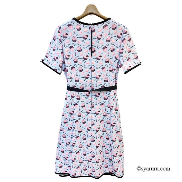 画像5: 【《新作》SuperBeauty 2026春夏】エッフェル塔モチーフ付 スイーツ柄プリント半袖ワンピース (5)