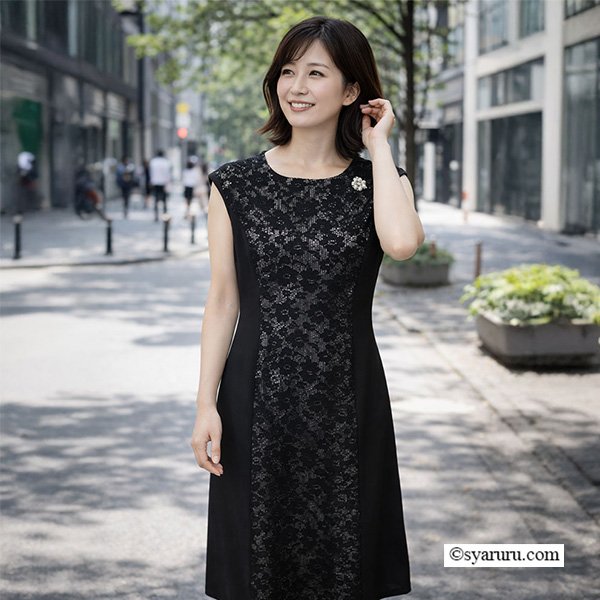 画像2: 【《新作》SuperBeauty 2026春夏】前立て透かしレース切替 ダンボールニット素材フレンチスリーブワンピース (2)